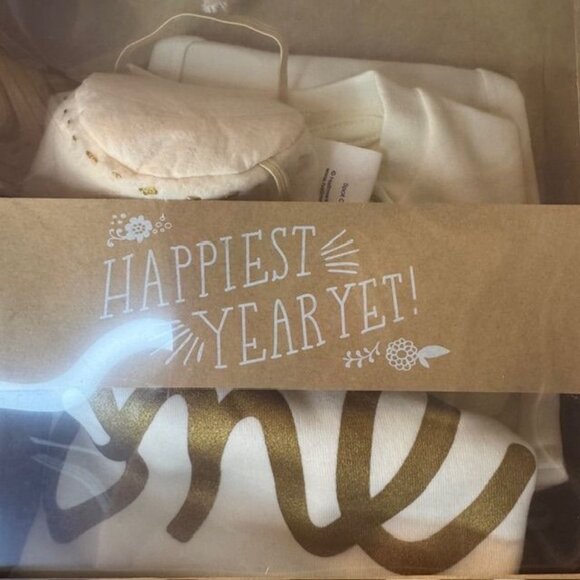 Ivory "One" Baby Bodysuit & Hat Set By Hallmark Size 12-18 Months - Picture 3 of 7